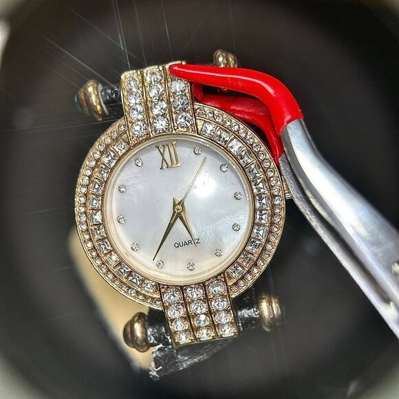 Adrienne Watch - Strap Damaged - Picture 3 of 5